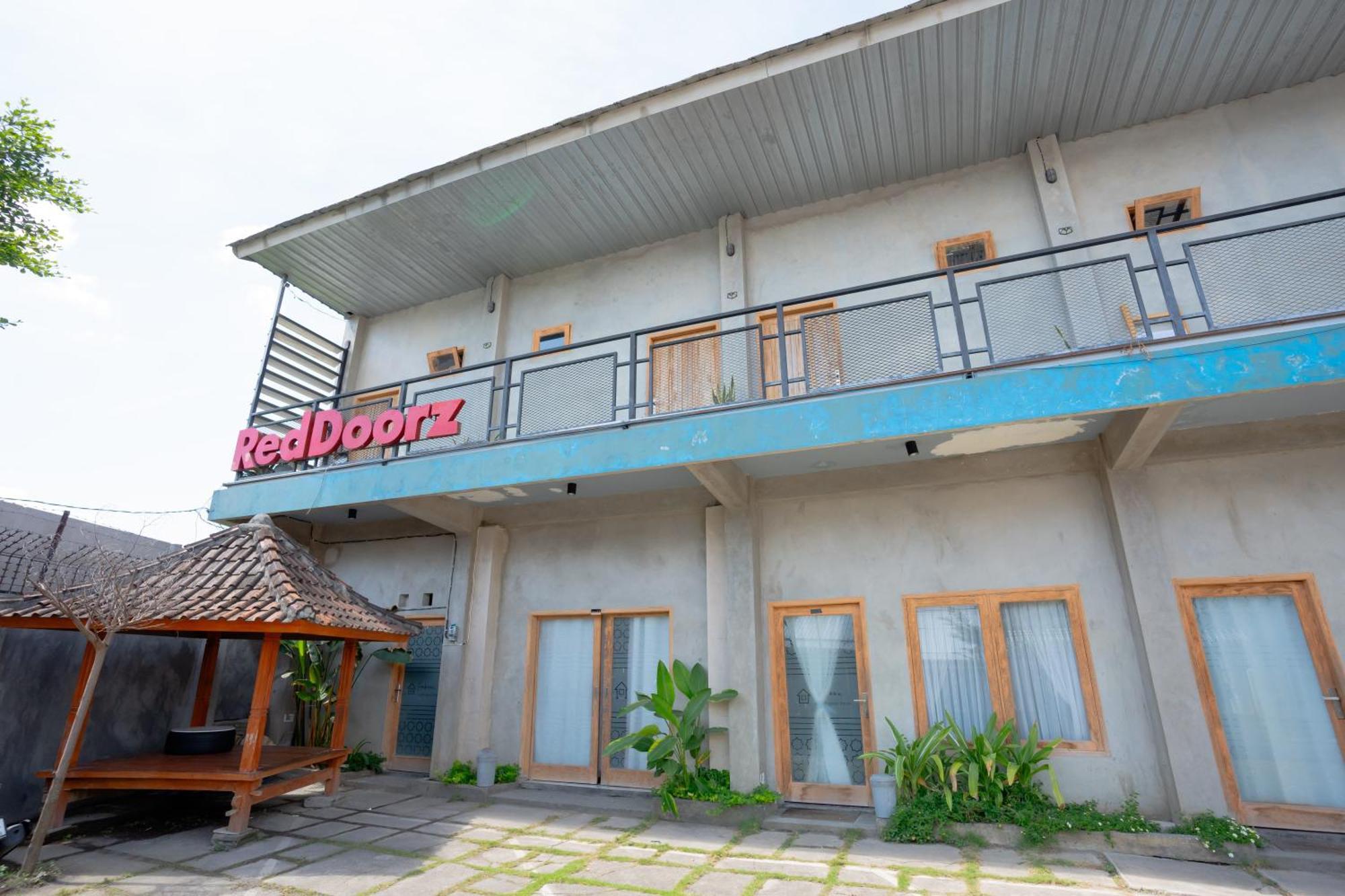 Reddoorz Syariah Near Lombok Epicentrum Mall Mataram Exterior foto