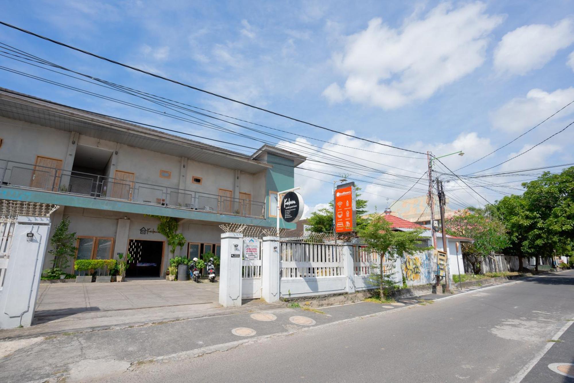Reddoorz Syariah Near Lombok Epicentrum Mall Mataram Exterior foto